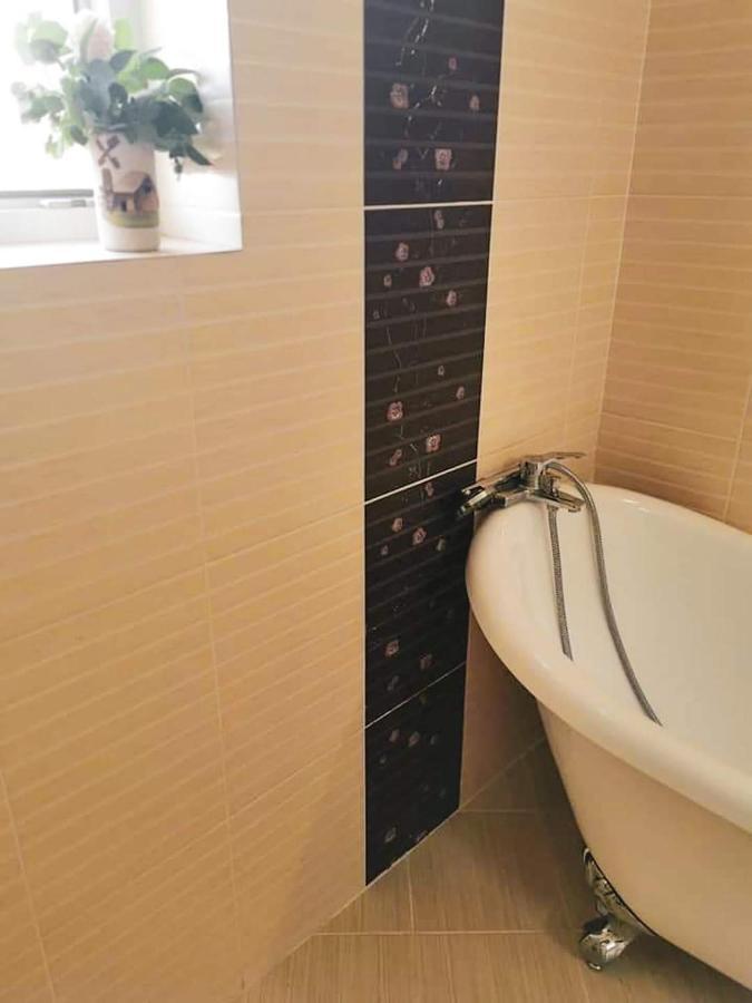 Casa File De Poveste Târgu Jiu Екстериор снимка